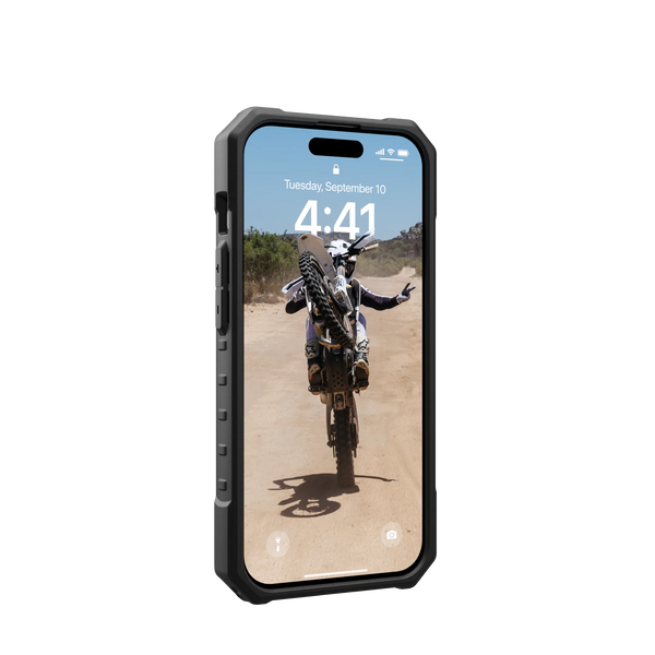 UAG Pathfinder SE Magsafe Case iPhone 15 Pro